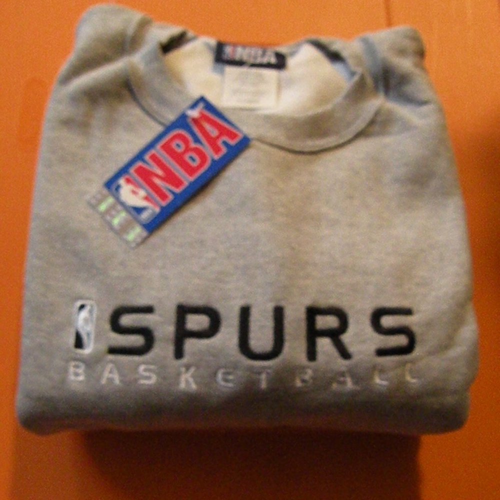 NBA Spur basketball sweat shirt.